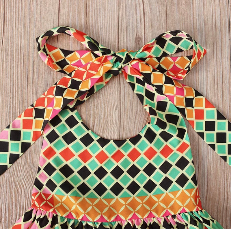 Colorful babe – Pretty Little Fitters